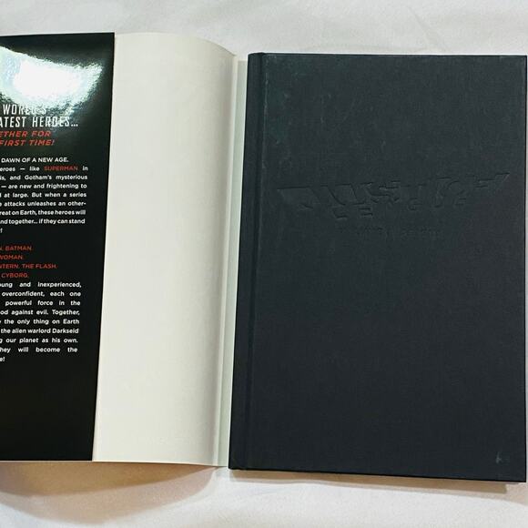 Justice League Volume 1 Origin The New 52 DC Comics 2012 Geoff Johns Comic Book - Picture 7 of 7